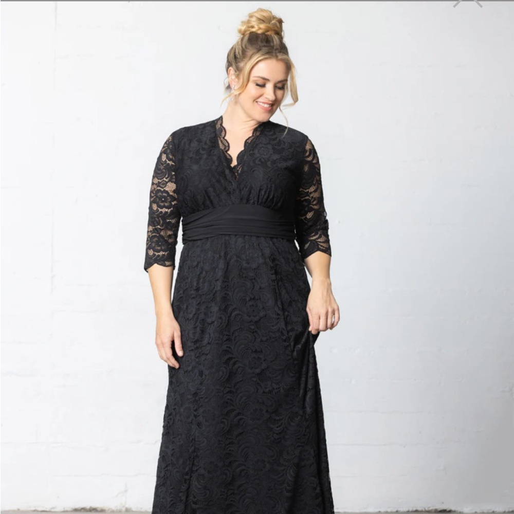 Wore as a bridesmaid dress 10 years ago. Worn 1x. In great condition.